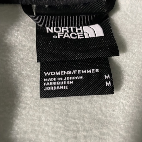 The North Face woman jacket! NEW! - Picture 5 of 5